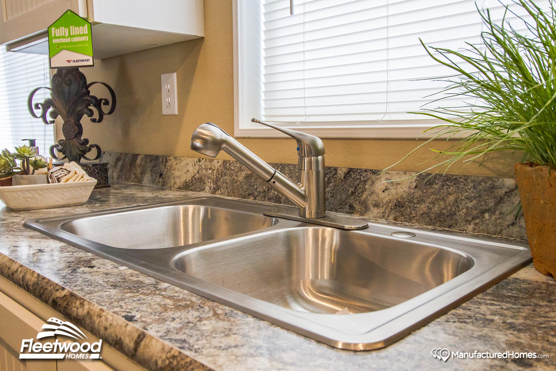 Boise-Broadmore-28563B-kitchen-3