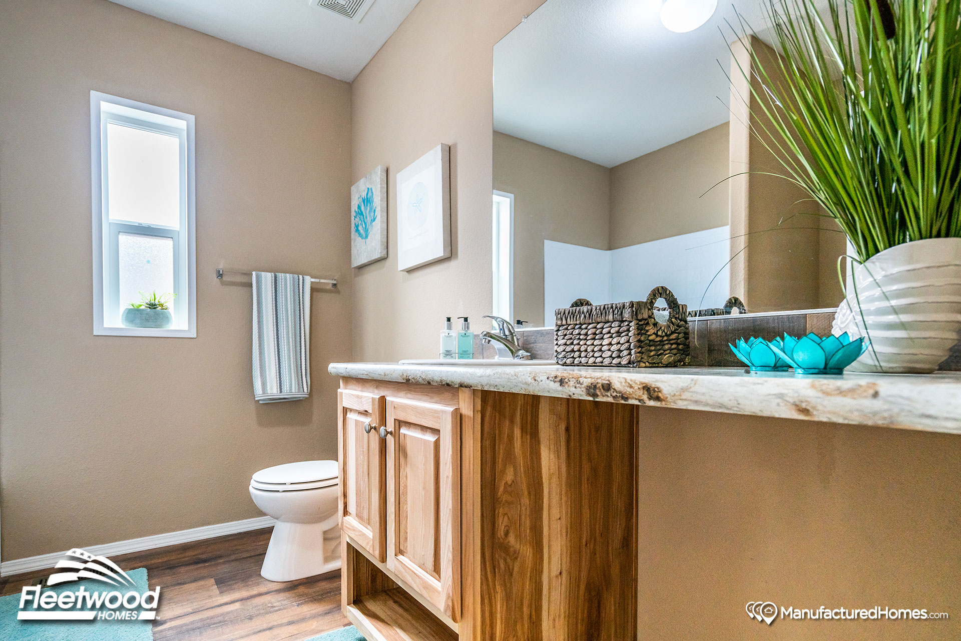 Waverly-Crest-30764W-bathroom-5